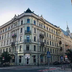 Warsaw City Center Rooms ורשה