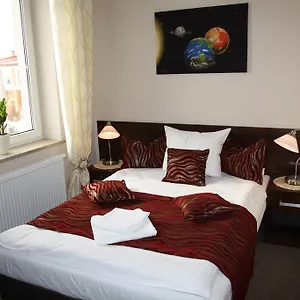 Kosmonauty Wroclaw-airport Hotel