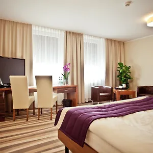 Mazovia Airport Modlin Hotel